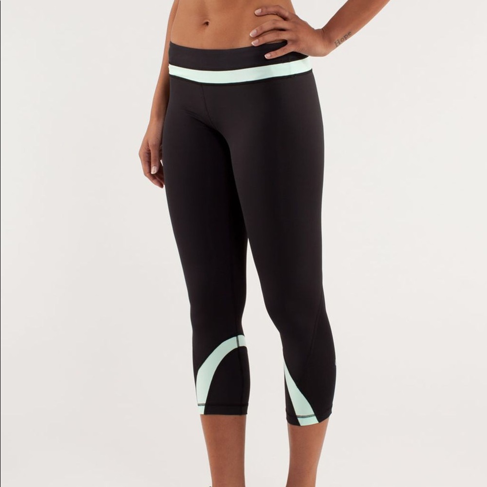 Lululemon Run:Inspire Crop II